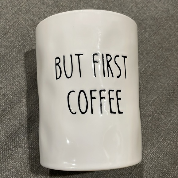 COPY - Huntington BUT FIRST COFFEE SALTED CARAMEL FRAPPE scent Soy Blend Candle… - Picture 3 of 7